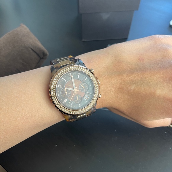 Michael Kors Tortoise Shell Watch - Picture 3 of 8